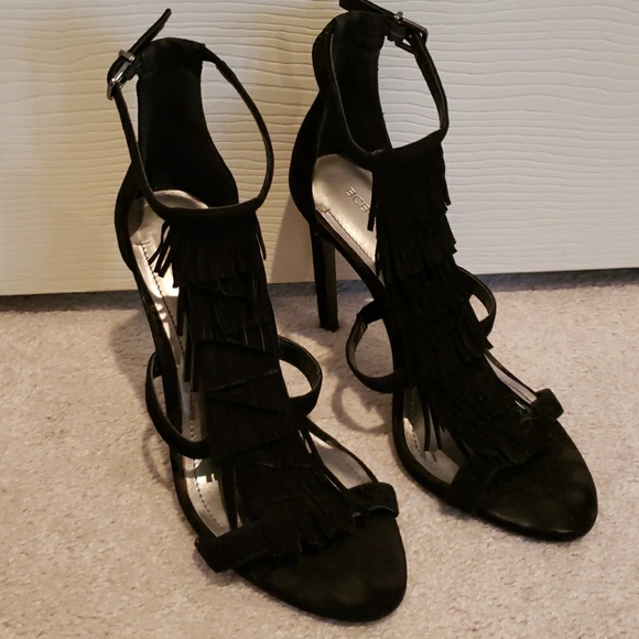 bcbg black sandals